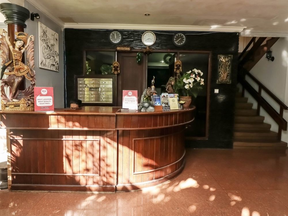 קוטה לומבוק Legian Beach Hotel מראה חיצוני תמונה